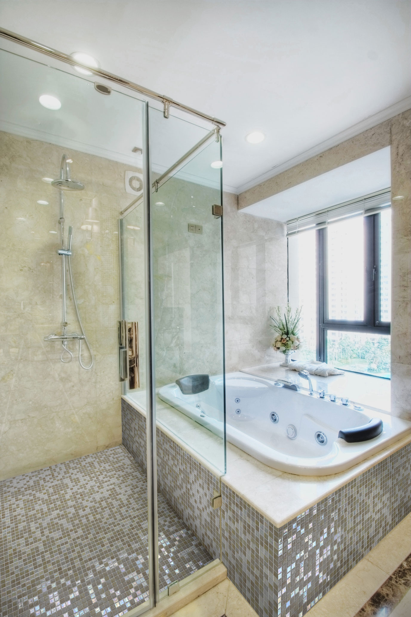 Sahara-IRIS-Mosaic-DECO-Ezarri-1.jpg
